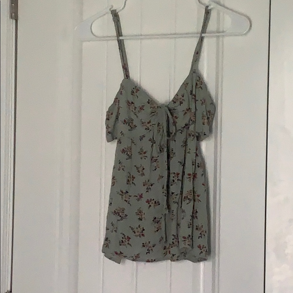 Floral tank top with side cutouts